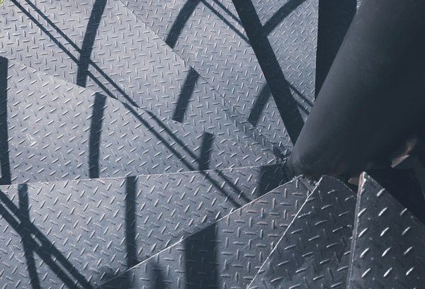 Pourquoi opter pour des escaliers en métal sur mesure ?