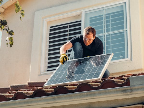 Installateur panneaux solaires : trouvez le meilleur expert près de chez vous
